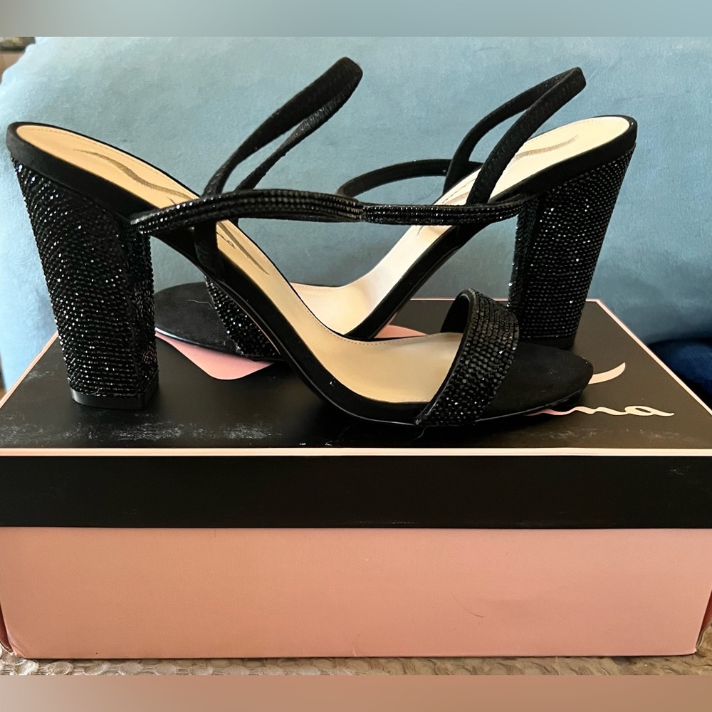 NINA Sanchia Black Glam BRAND NEW